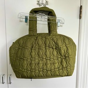 Lululemon, Quilted Embrace Tote